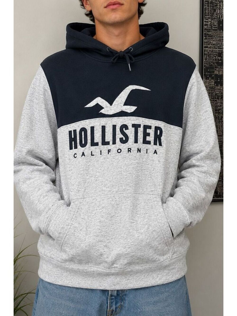 Hollister Men's Y2K 2000s California Colorblock Hoodie Navy Gray Pullover